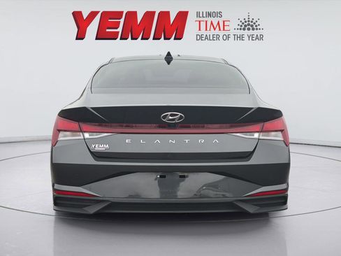 Used 2023 Hyundai Elantra SEL w/ Convenience Package image 7