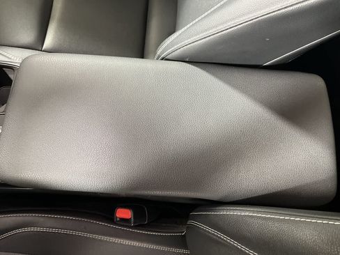 Used 2025 Toyota Camry SE FWD image 22