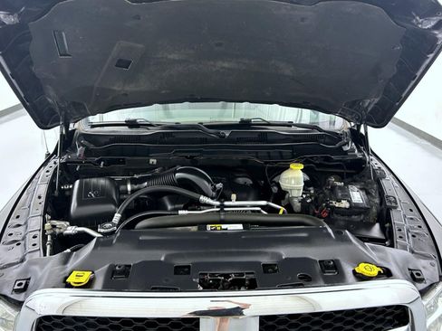 Used 2017 RAM 1500 Classic SLT image 24