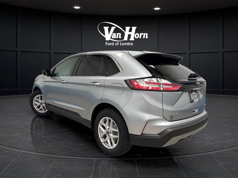 Used 2024 Ford Edge SEL AWD/4WD image 5