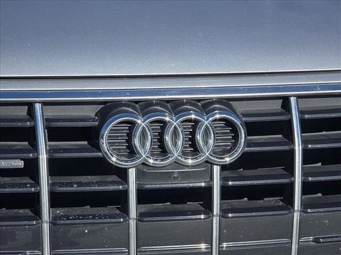 Certified 2023 Audi Q5 2.0T Premium Plus w/ Premium Plus Package image 11