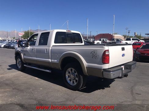 Used 2011 Ford F250 Lariat w/ Lariat Ultimate Pkg AWD/4WD image 6