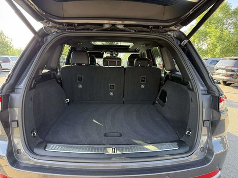 Certified 2023 Jeep Grand Cherokee Overland w/ Advanced Protech Group III AWD/4WD image 36