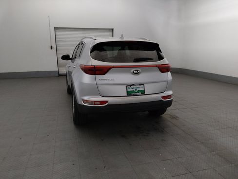 Used 2018 Kia Sportage LX w/ LX Popular Package AWD/4WD image 6