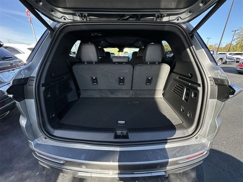 New 2026 Buick Enclave Avenir w/ Super Cruise Package image 25