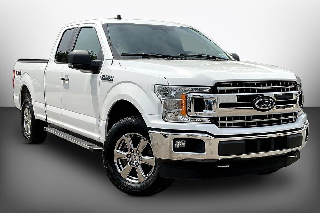 Used 2020 Ford F150 XLT w/ Equipment Group 302A Luxury AWD/4WD image 3