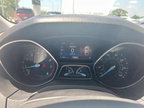 Used 2018 Ford Focus SE FWD image 14