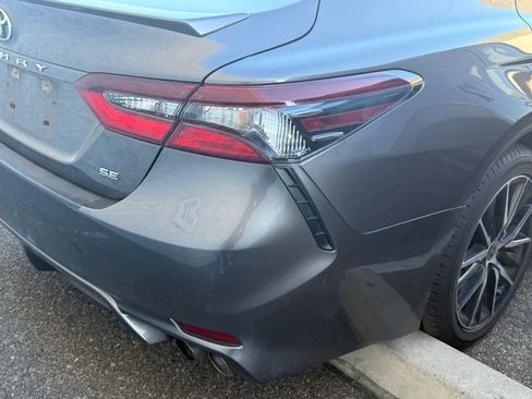 Used 2021 Toyota Camry SE image 15