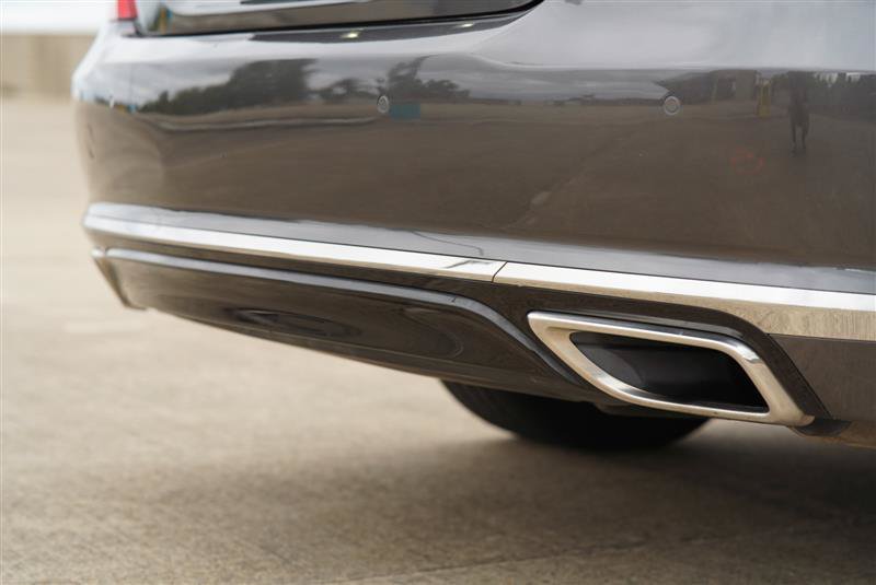 Used 2019 Genesis G90 5.0 Ultimate RWD image 50