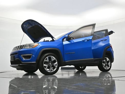 Used 2020 Jeep Compass Limited AWD/4WD image 48