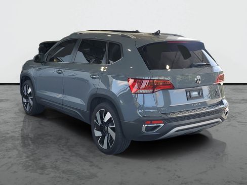 Used 2024 Volkswagen Taos SEL AWD/4WD image 3