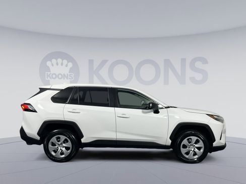 Used 2024 Toyota RAV4 LE image 8