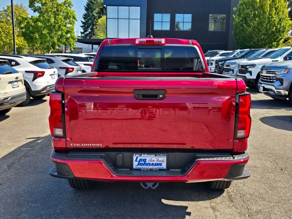 New 2026 Chevrolet Colorado LT w/ LT Convenience Package AWD/4WD image 6