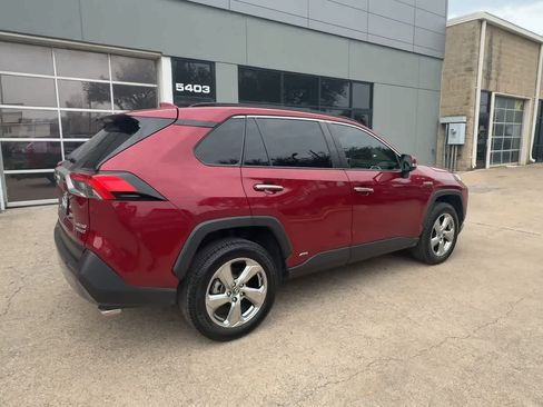 Used 2019 Toyota RAV4 Limited w/ Limited Grade Weather Package AWD/4WD image 8