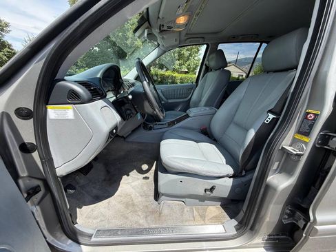 Used 2005 Mercedes-Benz ML 350 4MATIC image 10