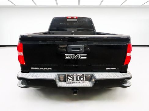 Used 2015 GMC Sierra 1500 Denali w/ Driver Alert Package image 5
