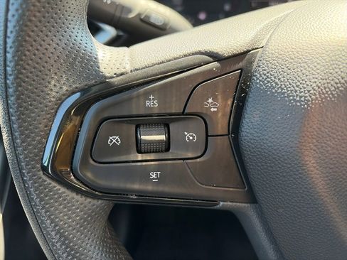 Used 2023 Chevrolet TrailBlazer LS FWD image 13