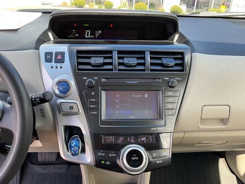 Used 2012 Toyota Prius V Three FWD image 21