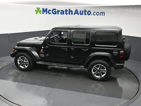 Used 2022 Jeep Wrangler Unlimited Sahara w/ LED Lighting Group AWD/4WD image 24
