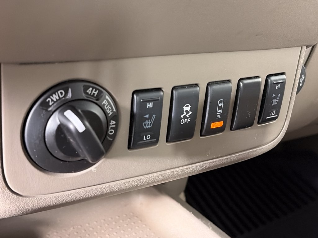 Used 2017 Nissan Frontier SV w/ SV Value Truck Package AWD/4WD image 22