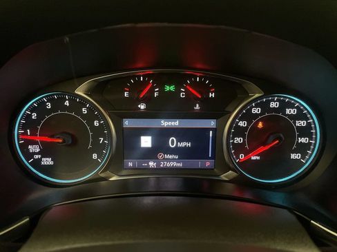 Used 2023 Chevrolet Equinox Premier FWD image 6