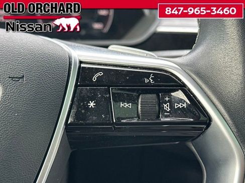 Used 2024 Audi Q8 e-tron Premium Plus image 22