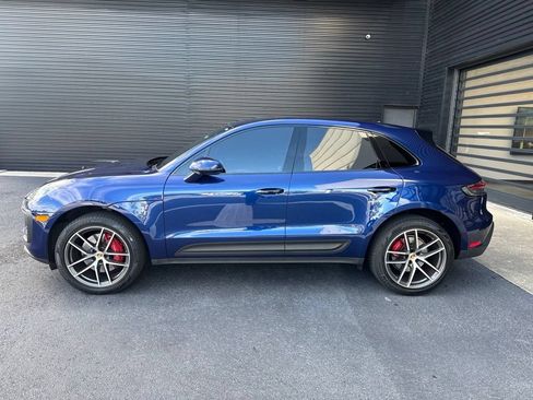 Certified 2025 Porsche Macan S AWD/4WD image 2