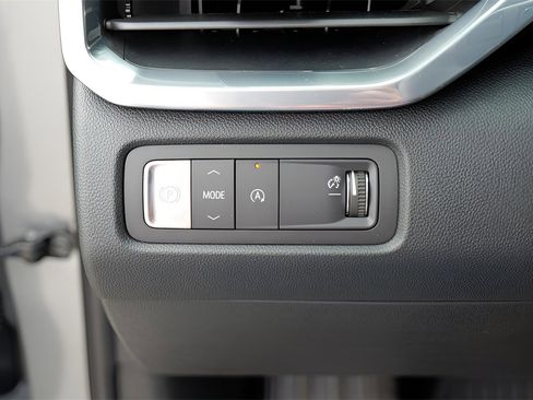 New 2026 GMC Acadia Elevation w/ Elevation Premium Package image 18