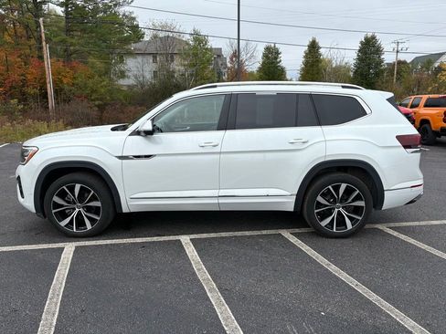 Used 2025 Volkswagen Atlas SEL Premium R-Line image 1