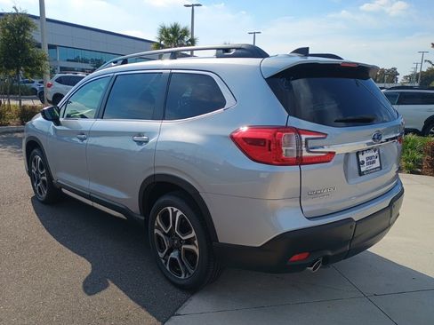 New 2026 Subaru Ascent Limited image 4