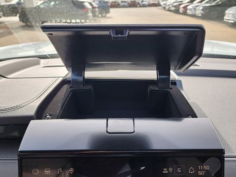 New 2026 GMC Yukon XL Denali w/ Sun & Power Step Package image 32