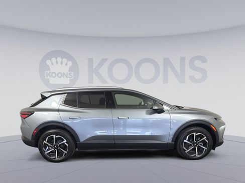 New 2026 Chevrolet Equinox EV LT image 8