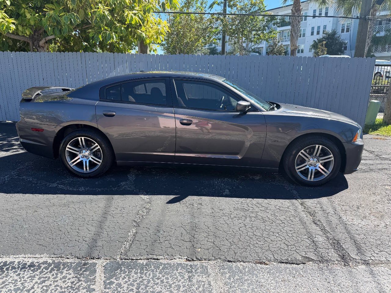 Used 2013 Dodge Charger R/T RWD image 2