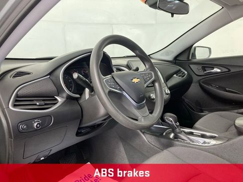 Used 2023 Chevrolet Malibu LT image 14