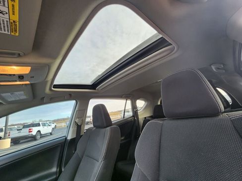 Used 2018 Toyota RAV4 XLE image 12