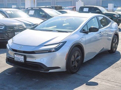 Certified 2024 Toyota Prius LE image 3