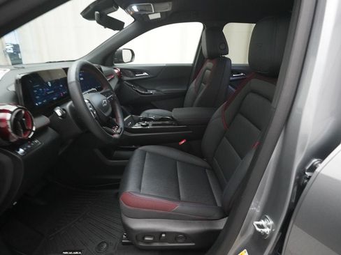 Used 2025 Chevrolet Equinox RS w/ Safety and Technology Package AWD/4WD image 7