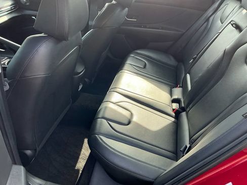 Used 2025 Hyundai Elantra Limited FWD image 14