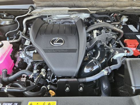 Used 2024 Lexus RX 350 FWD w/ Convenience Package image 30