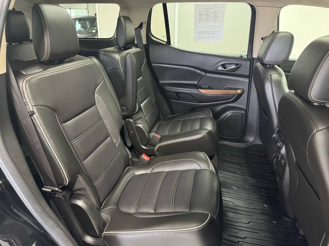 Used 2019 GMC Acadia Denali w/ Technology Package AWD/4WD image 38