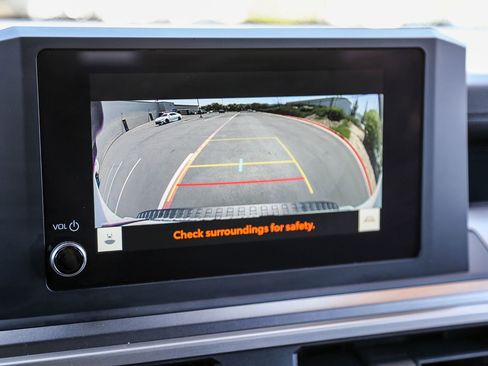 Certified 2026 Toyota 4Runner SR5 AWD/4WD image 30