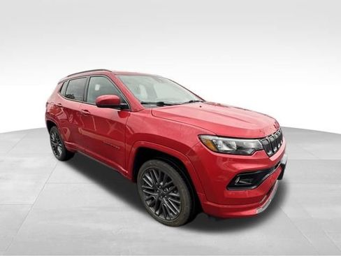 Used 2022 Jeep Compass Limited AWD/4WD image 10