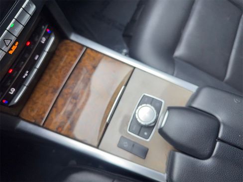 Used 2014 Mercedes-Benz E 350 Sedan image 65