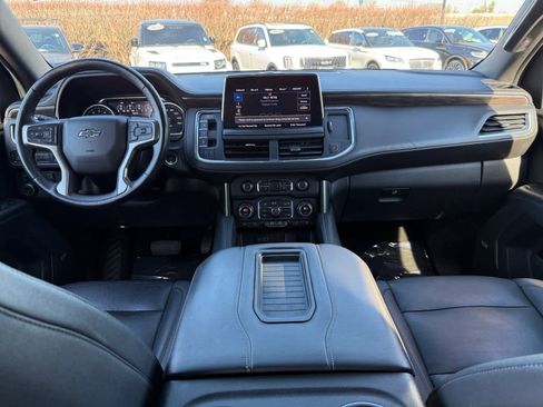 Used 2021 Chevrolet Suburban Z71 w/ Z71 Off-Road Package image 13