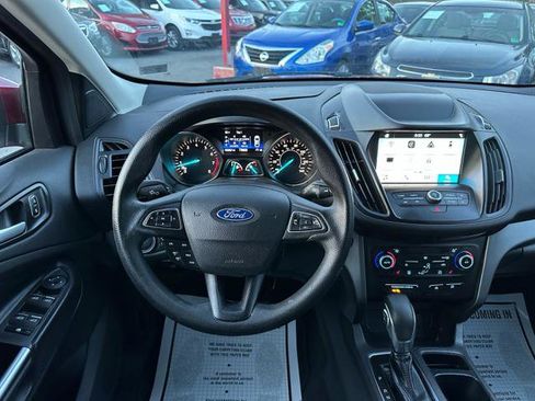 Used 2019 Ford Escape SE image 21