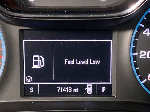 Certified 2017 Chevrolet Cruze LT w/ Convenience Package image 18