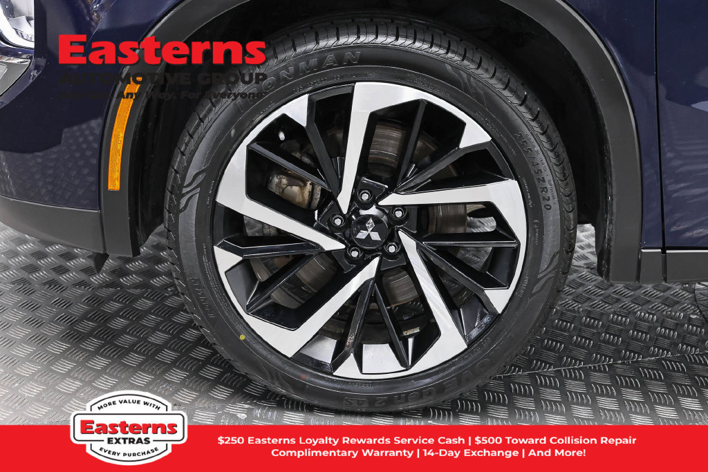Used 2024 Mitsubishi Outlander SE FWD image 33