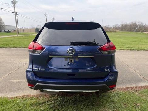 Used 2020 Nissan Rogue SV FWD image 4