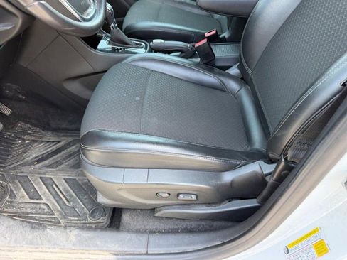 Used 2018 Buick Encore Preferred FWD image 17