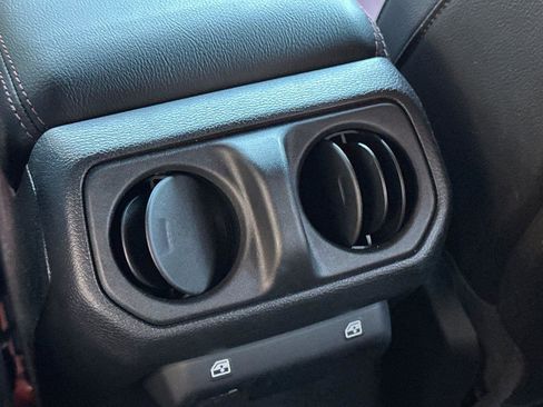 Used 2023 Jeep Wrangler Unlimited Rubicon 4xe image 13